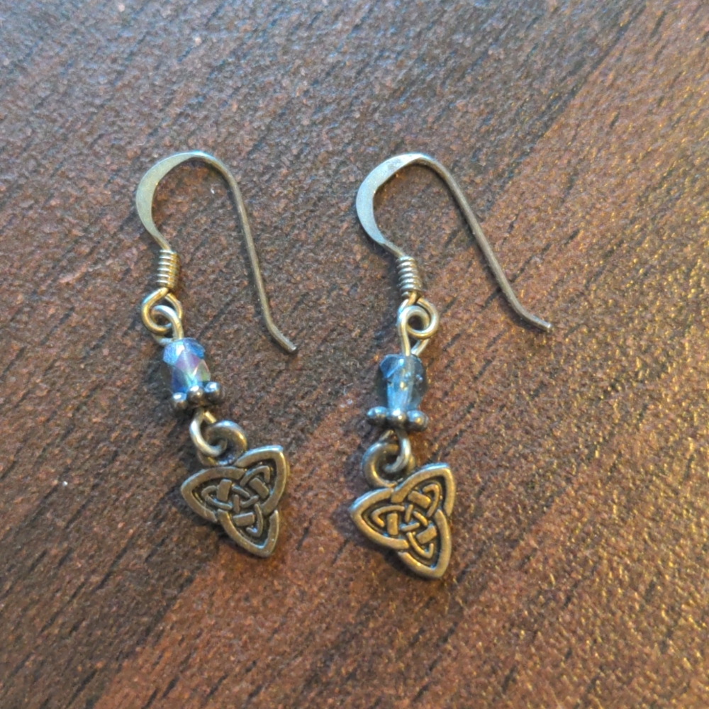 Celtic Knot Triquetra Dangle Earrings